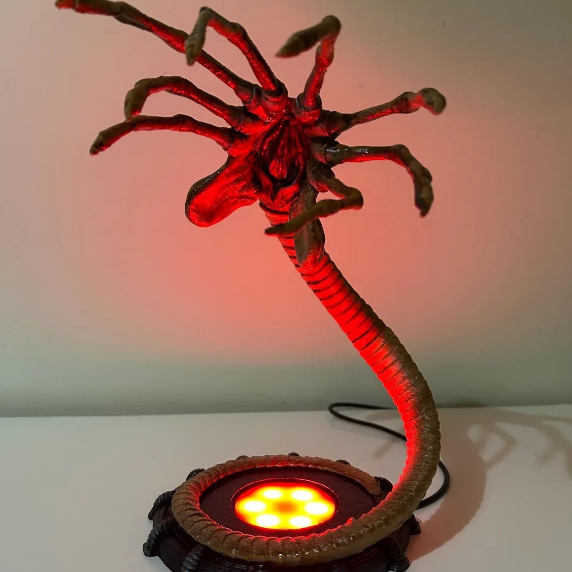 Uzaylı Facehugger Lambası Gece - Outdoor Lighting Halloween incelemesi ve fiyatı